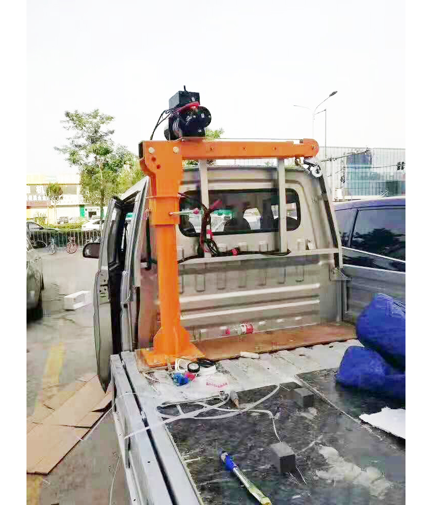 車(chē)載小吊機(jī)車(chē)廂安裝實(shí)例圖