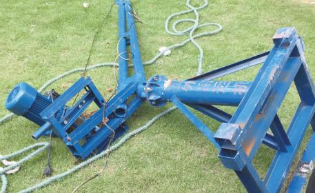 室內(nèi)外吊運機